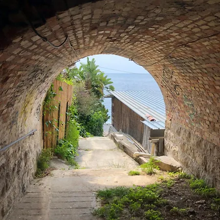 Holiday home Casadelgrillo